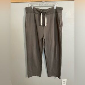 Old Navy straight leg sweat pants size Large
